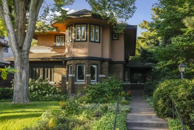 1635 W 26th Street