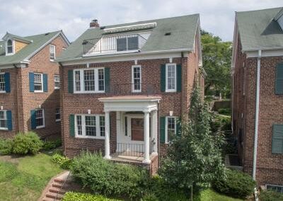 2833 E Lake of the Isles Pkwy #2