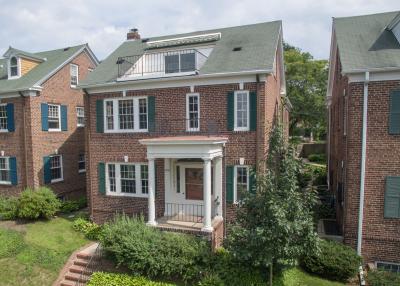 2833 2833 E Lake of the Isles Pkwy #2