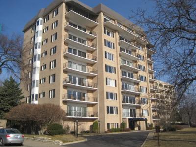 3200 W Calhoun Pkwy #101