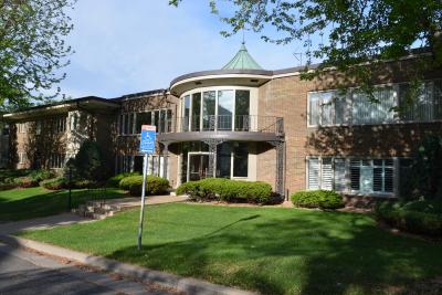 3540 James Ave S #100
